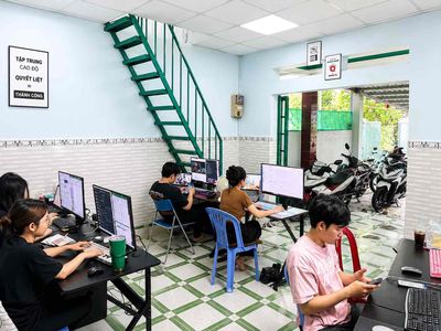 Tuyển nhân viên văn phòng