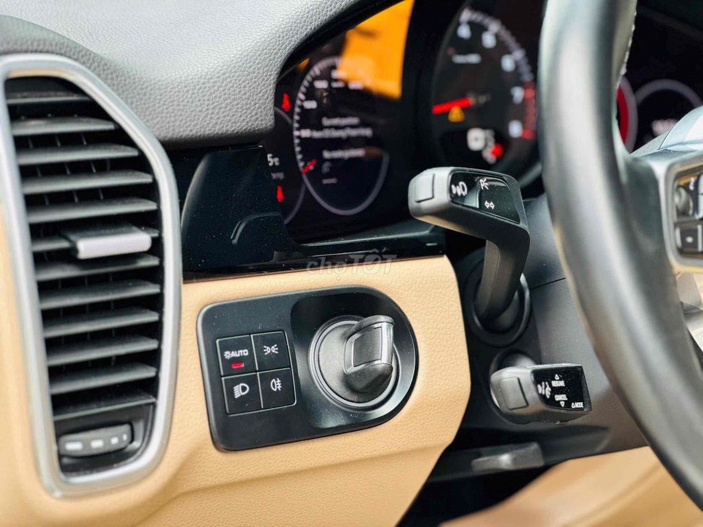 Porsche Cayenne Cayenne  Model 2022. Mua bán Ô tô tại Quận 8 Tp Hồ Chí Minh được đăng bởi Hồng Phúc hình 20
