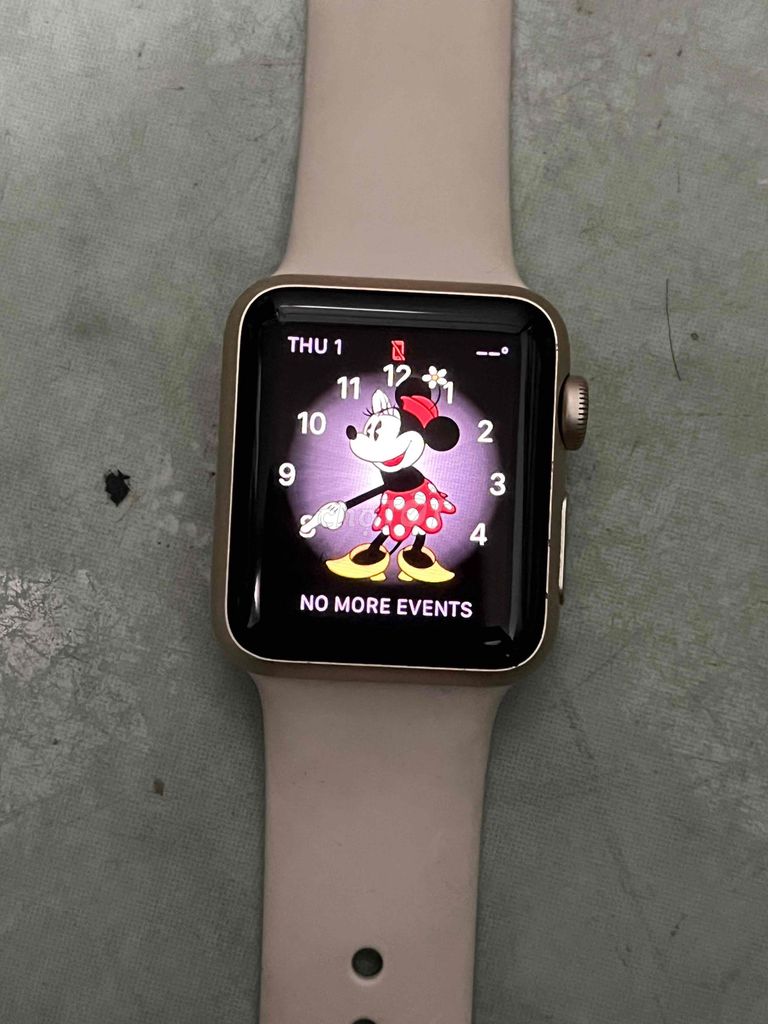 Apple Watch 1st gen A1553 Vàng 38mm. Mua bán Thiết bị đeo thông minh tại Thành phố Thủ Đức Tp Hồ Chí Minh được đăng bởi Pham bang hình 1