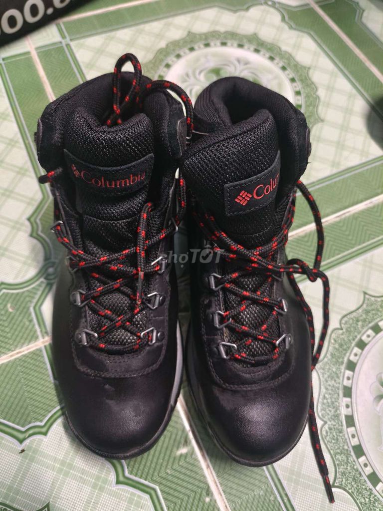 Giày leo núi Columbia Da Đen size 38. Mua bán Đồ thể thao, Dã ngoại tại Quận 12 Tp Hồ Chí Minh được đăng bởi mạnh hưng  hình 1