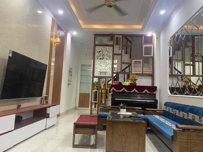 🔥 CHUYỂN NHƯỢNG GẤP – NHÀ NGUYỄN VIẾT XUÂN, 45M², 4 TẦNG – HƠN 11 TỶ