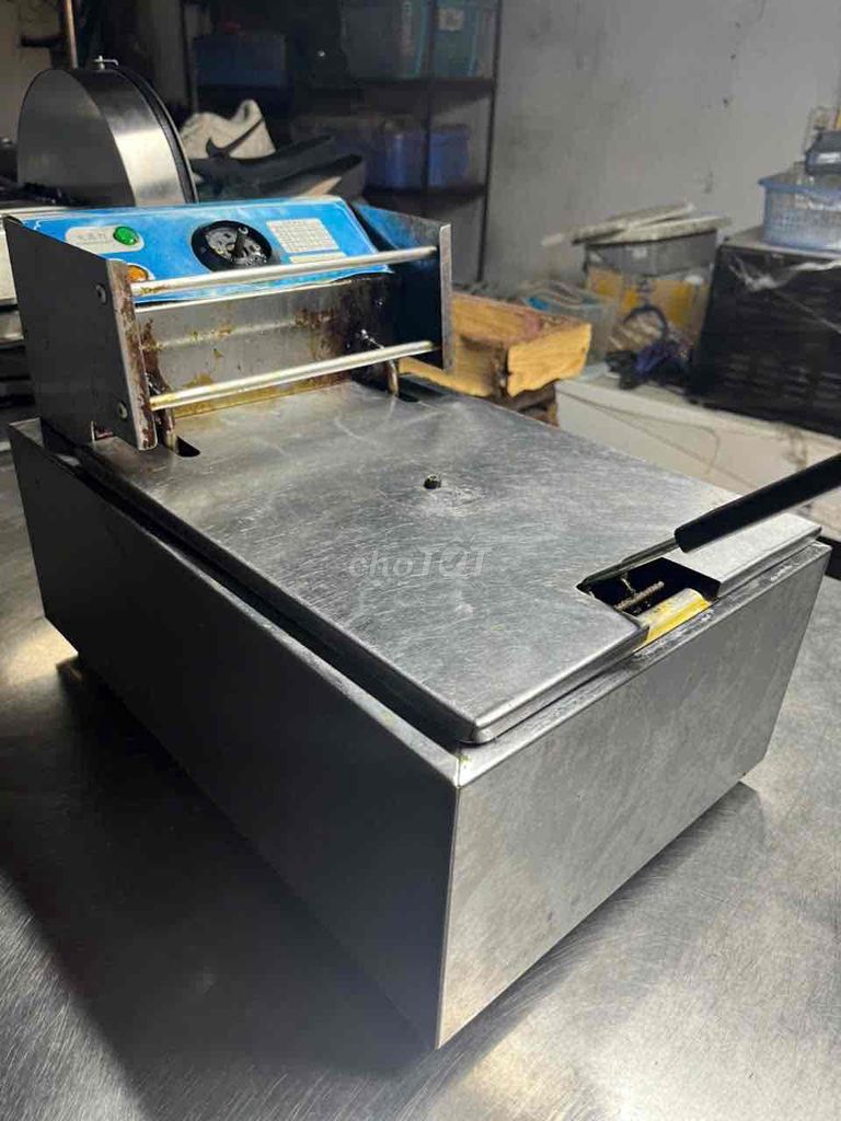 Máy chiên nhúng gà khoai tây. Mua bán Bếp, lò, đồ điện nhà bếp tại Huyện Đông Anh Hà Nội được đăng bởi ĐỖ HÙNG LINH hình 1