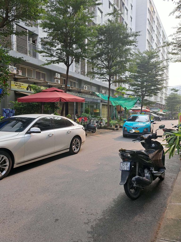 CHO THUÊ SHOPHOUSE EHOMES Q.9 ĐỐI DIỆN GLOBAL CITY Q.2