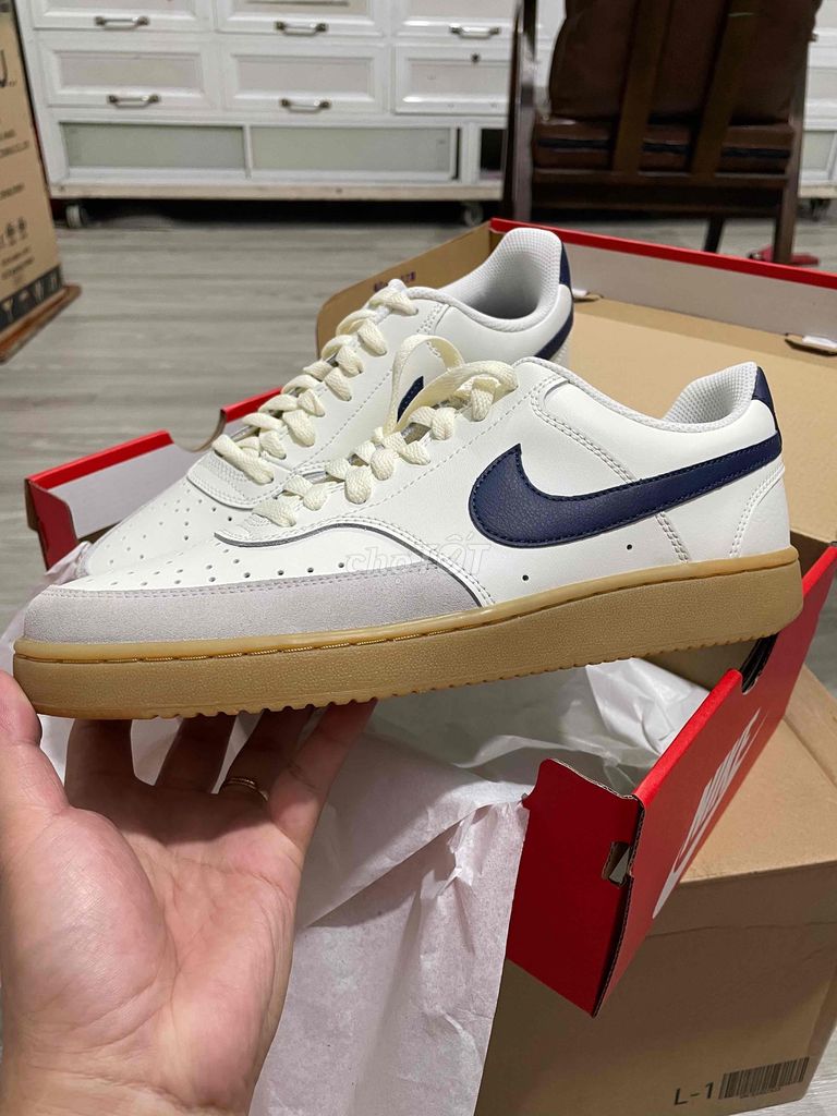 Giày NIKE COURT VISION LOW 9 US (27 cm) mới 100%