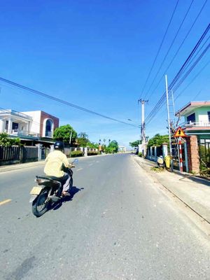LỜI NGAY KHI MUA -Lô hướng sông Thu Bồn mát mẻ liền kề Cẩm Kim. Mua bán đất tại Thành phố Hội An Quảng Nam được đăng bởi Kim Ngân