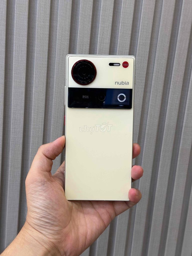 Nubia Z70 Ultra 12GB/256GB Chip 8 elite màn 120hz. Mua bán Điện thoại tại Quận Ninh Kiều Cần Thơ được đăng bởi Quý Mobile Cần thơ hình 1