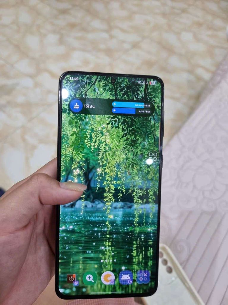 Samsung S21 Plus 5G đen. Mua bán Điện thoại tại Quận Lê Chân Hải Phòng được đăng bởi Bùi Thanh Mai  hình 1