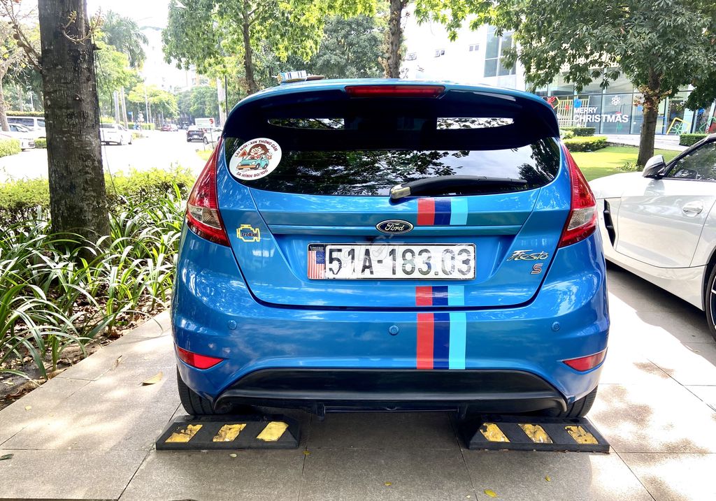 Ford Fiesta 2011 xe chính chủ bán. Mua bán Ô tô tại Thành phố Thủ Đức Tp Hồ Chí Minh được đăng bởi Nguyễn Thanh Tuyền hình 4