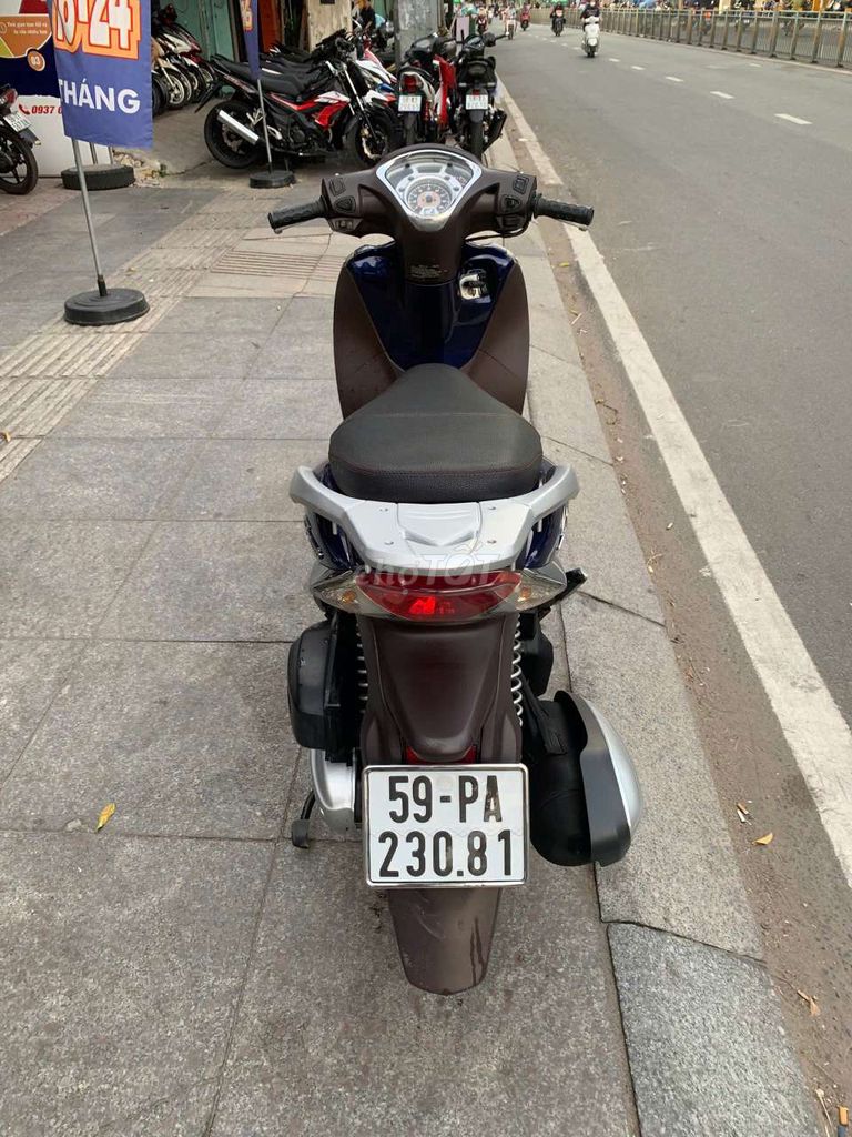 Honda SH mode 2015 mới 90% bstp chính chủ. Mua bán Xe máy tại Quận Tân Phú Tp Hồ Chí Minh được đăng bởi Tuanduy hình 3