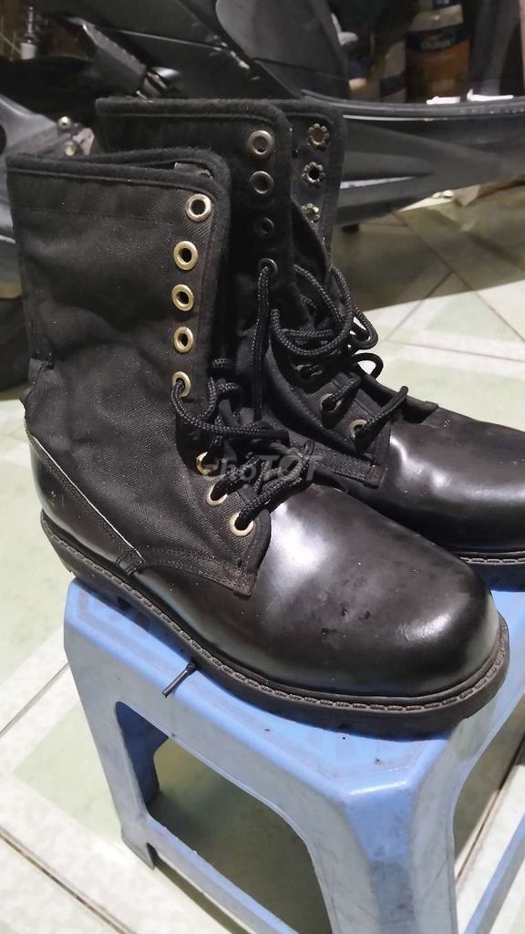 Giày boot nam Da Đen size 40. Mua bán Giày dép tại Quận Tân Bình Tp Hồ Chí Minh được đăng bởi Thúy Duyên hình 1