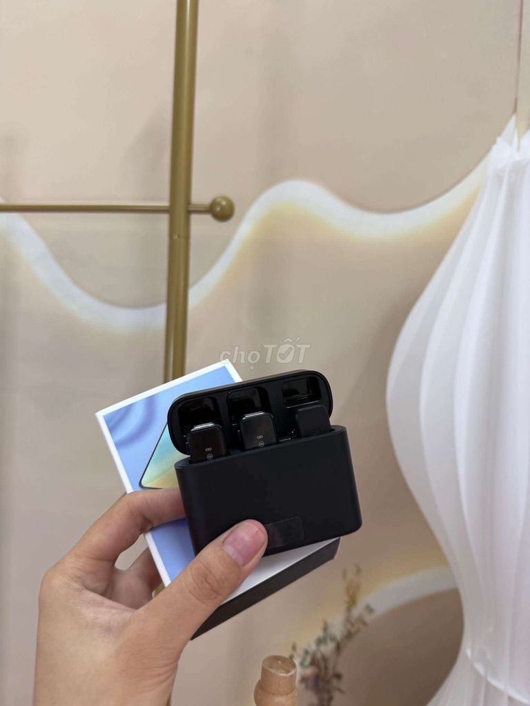Microphone không dây Đen Type-C. Mua bán Phụ kiện (Màn hình, Chuột...) tại Huyện Châu Thành Sóc Trăng được đăng bởi Cẩm Nhung hình 1