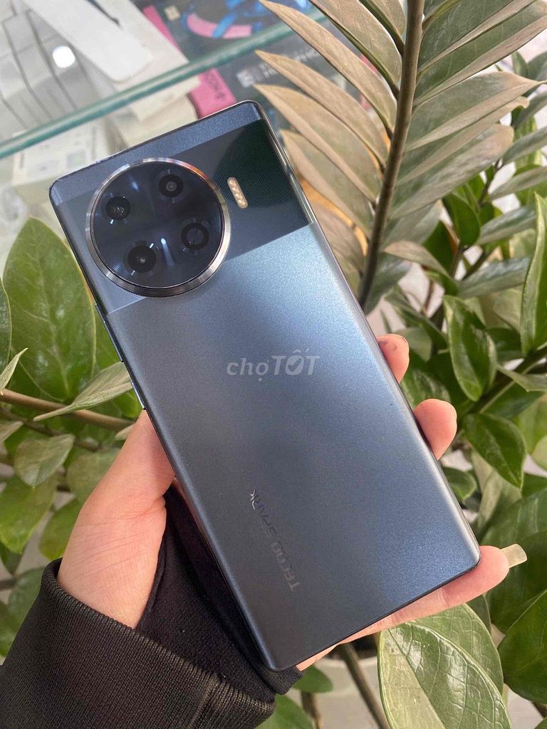 Tecno Spark 20 Pro+ 256GB Xám nguyên zin còn đẹp. Mua bán Điện thoại tại Quận 12 Tp Hồ Chí Minh được đăng bởi Kim Long Mobile hàng thanh lý hình 1
