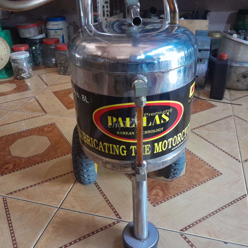 Máy hút nhớt Pallas 8 Lít Thép Hàn Quốc Bạc. Mua bán Đồ chuyên dụng, Giống nuôi trồng tại Quận Tân Phú Tp Hồ Chí Minh được đăng bởi Đạt hình 1