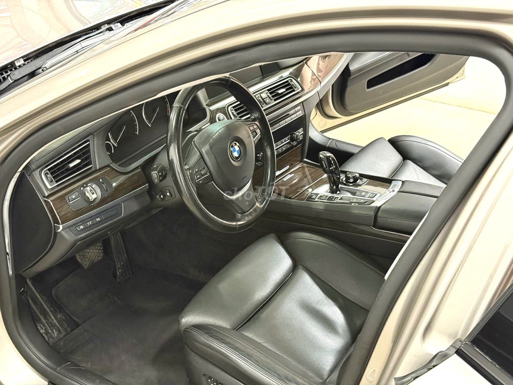 Bmw 750i 2009 đk 2011 odo 7.7v giá 599. Mua bán Ô tô tại Quận Tân Phú Tp Hồ Chí Minh được đăng bởi Thế Anh hình 15