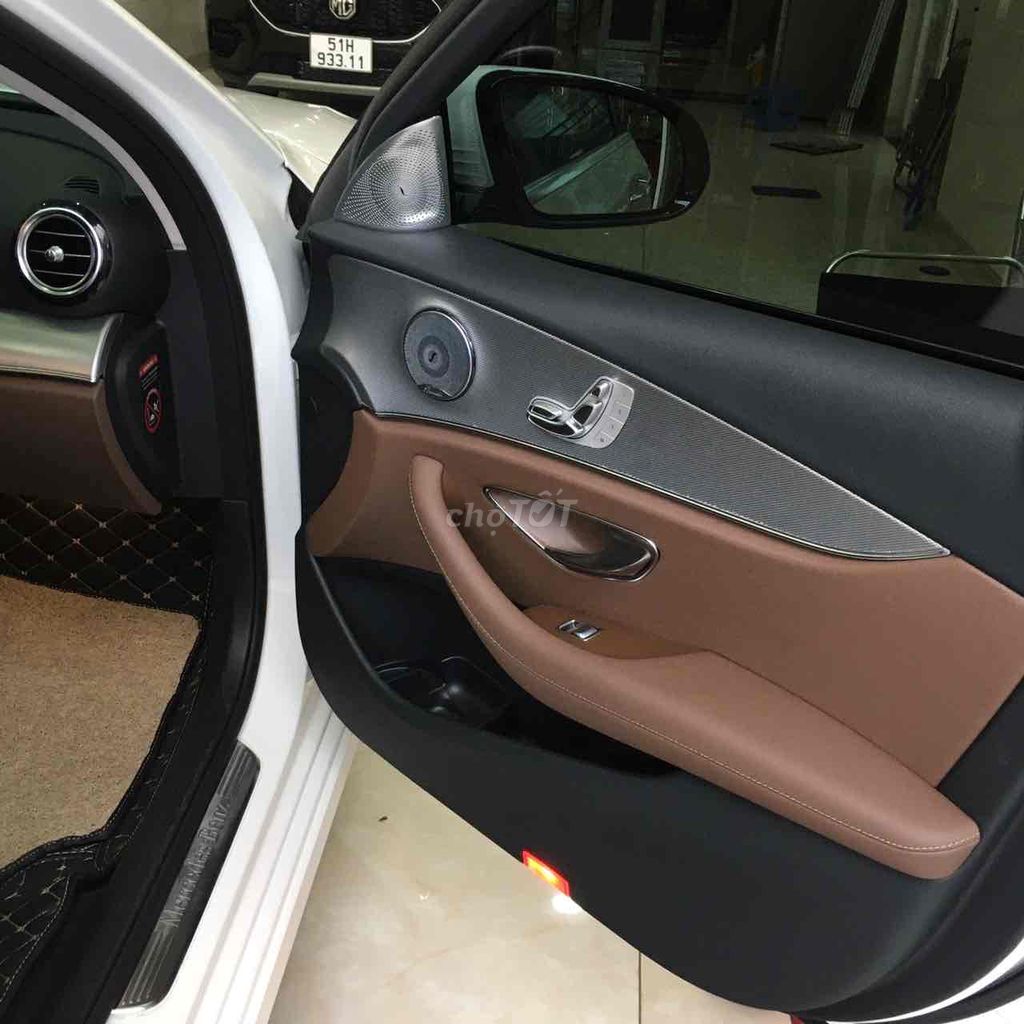 Mercedes Benz E Class 2020 E180 - 22000 km. Mua bán Ô tô tại Quận 12 Tp Hồ Chí Minh được đăng bởi ĐỖ CƯỜNG hình 7