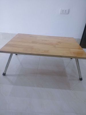 Bàn học gỗ thịt. Mua bán Bàn ghế tại Quận Hoàng Mai Hà Nội được đăng bởi Vũ Thị Cài 