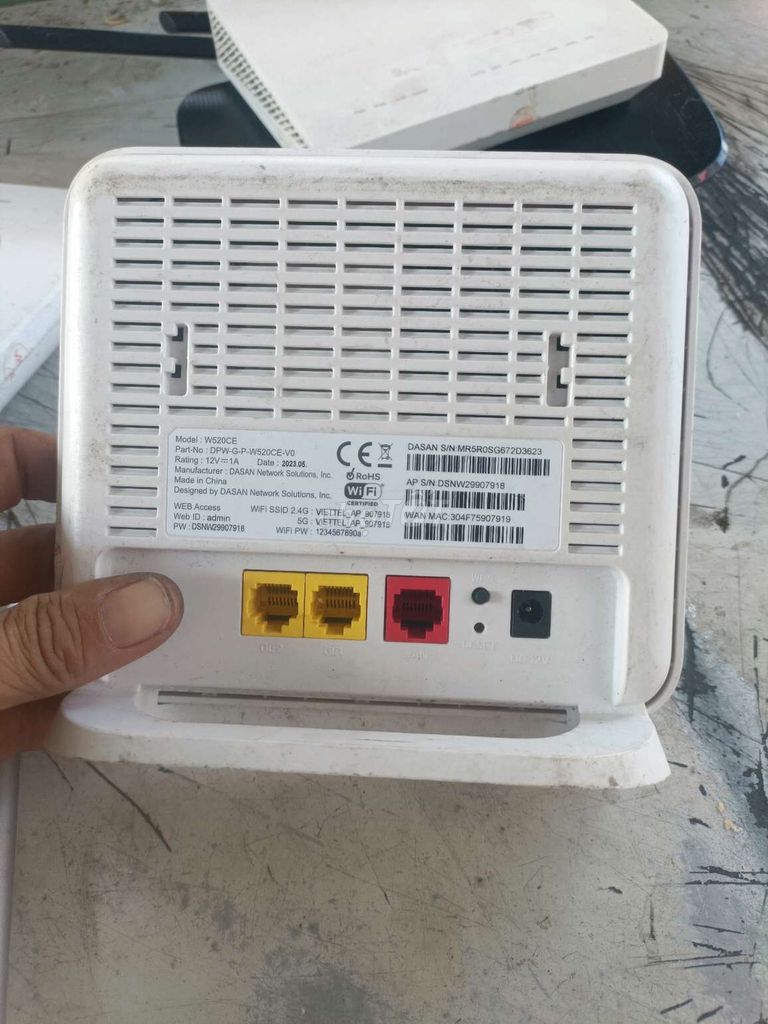 Bộ phát Wifi Viettel W520CE Trắng. Mua bán Phụ kiện (Màn hình, Chuột...) tại Quận Gò Vấp Tp Hồ Chí Minh được đăng bởi nguyen nguyen hình 1