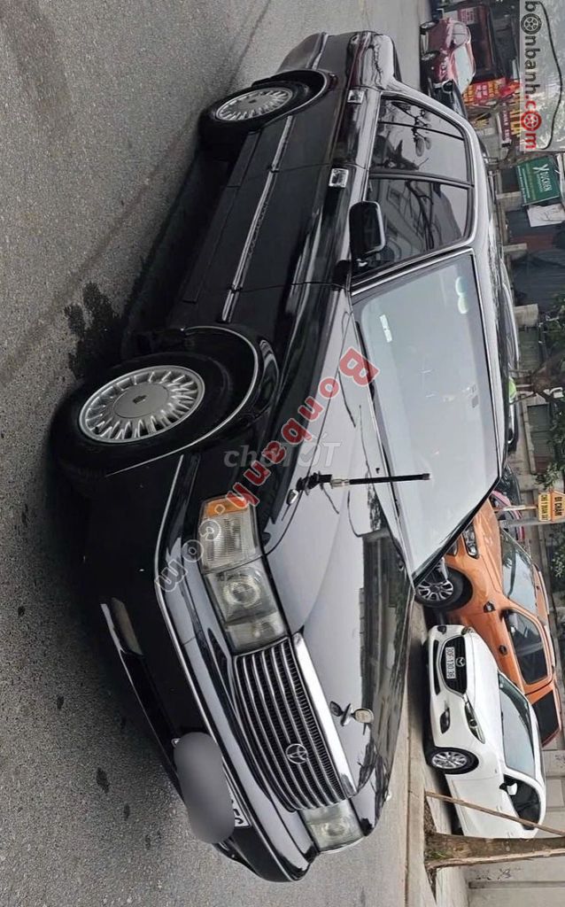 Crown Royal Saloon 1995. Mua bán Ô tô tại Quận Tây Hồ Hà Nội được đăng bởi Lâm hình 2