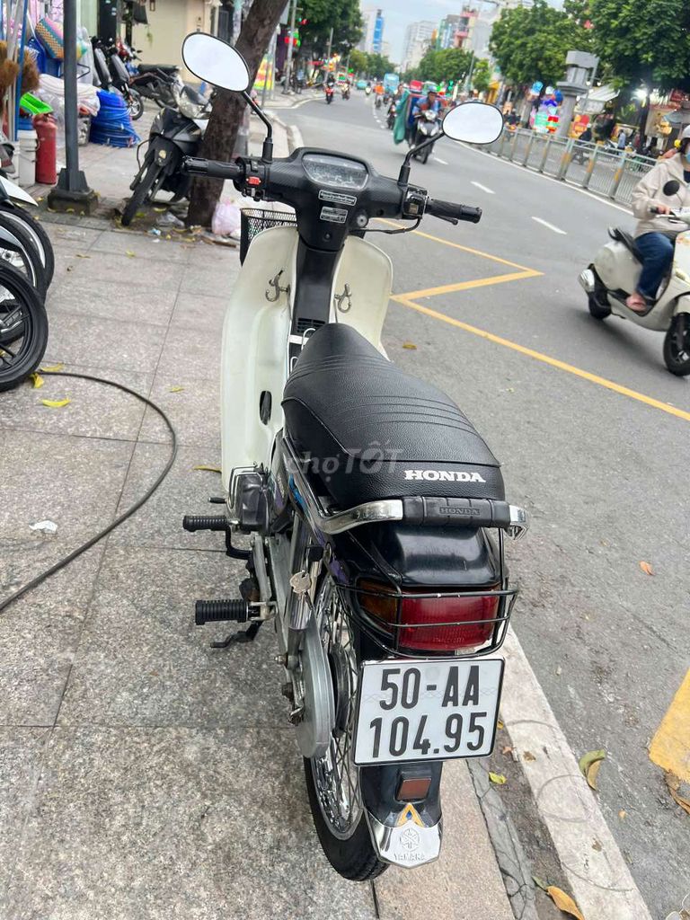 Honda dream 1995 zing nguyên bản mới 80% Bstp cc. Mua bán Xe máy tại Quận Tân Phú Tp Hồ Chí Minh được đăng bởi Tuanduy hình 5