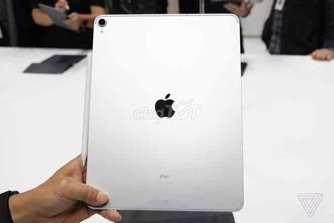 ipad hàng học sinh sử dụng, không qua sửa chữa. Mua bán Máy tính bảng tại Quận Bắc Từ Liêm Hà Nội được đăng bởi Tùng Bùi hình 1