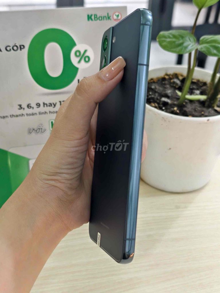 Samsung Galaxy S22 Plus Việt Nam Màn đẹp. Mua bán Điện thoại tại Quận 10 Tp Hồ Chí Minh được đăng bởi Minh Thy Mobile hình 4