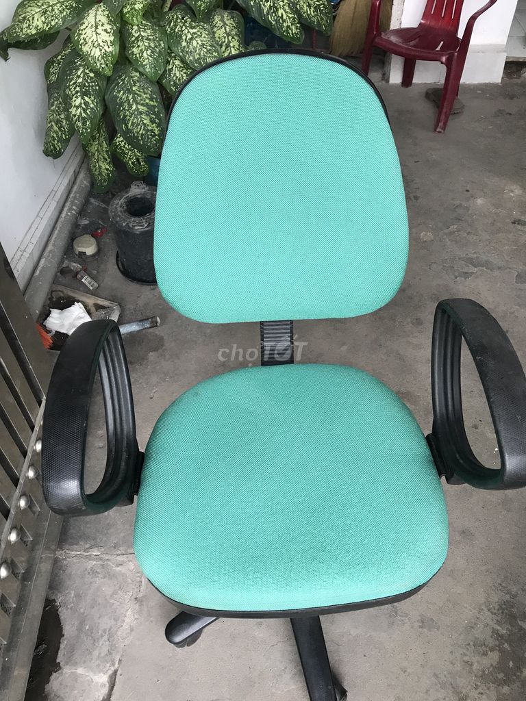 Ghế xoay Hòa Phát xanh ngọc. Mua bán Bàn ghế tại Quận Lê Chân Hải Phòng được đăng bởi Dung Anh hình 1