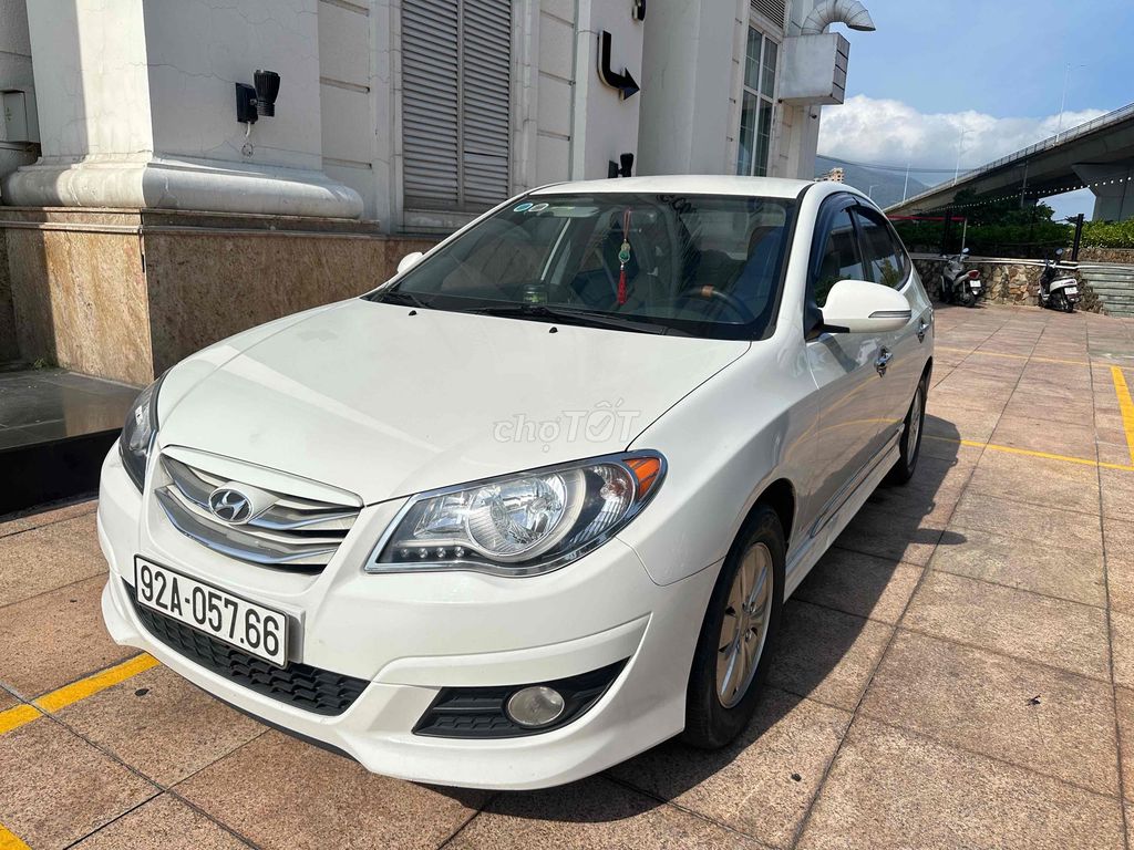 Hyundai Avante 2015 1.6 MT - 140000 km. Mua bán Ô tô tại Quận Sơn Trà Đà Nẵng được đăng bởi Châu Nguyễn hình 2