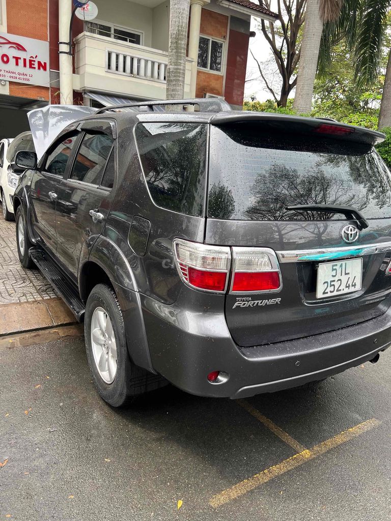 Toyota Fortuner 2010 2.7V - 138000 km. Mua bán Ô tô tại Huyện Hóc Môn Tp Hồ Chí Minh được đăng bởi Đức anh hình 1
