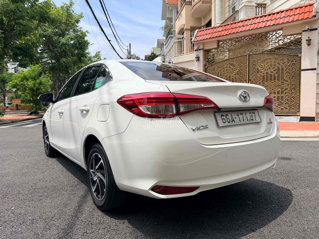 Toyota Vios 1.5 MT механическая коробка, 2022 год
