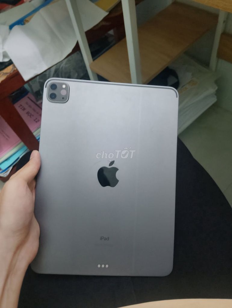 Apple iPad Pro 2020 WiFi Xám Đã qua sử dụng. Mua bán Máy tính bảng tại Quận Ninh Kiều Cần Thơ được đăng bởi Hội Đồ Điện Tử hình 1