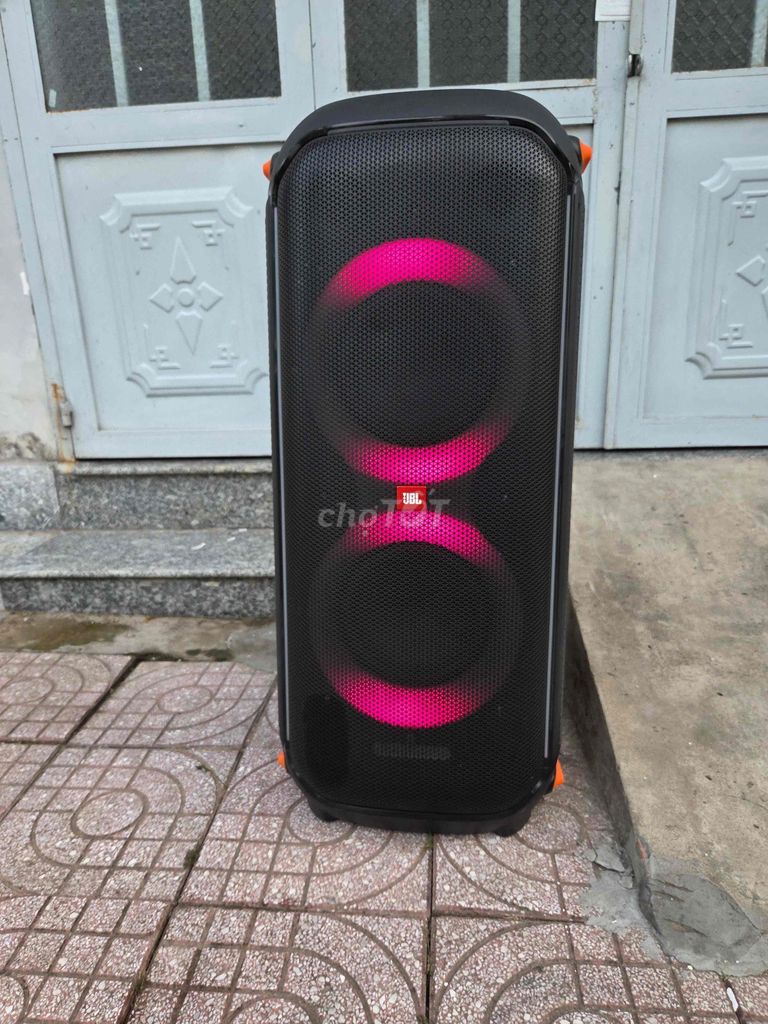 Loa Bluetooth JBL 710 Đen. Mua bán Tivi, Âm thanh tại Quận Ninh Kiều Cần Thơ được đăng bởi Trần Quang Minh hình 1