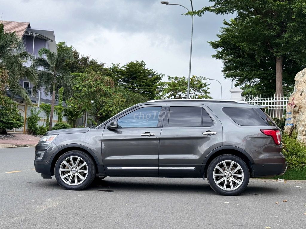 Ford Explorer mode 2018 2.3L Ecoboost Full Option. Mua bán Ô tô tại Quận Gò Vấp Tp Hồ Chí Minh được đăng bởi Hoàng Pháp hình 3