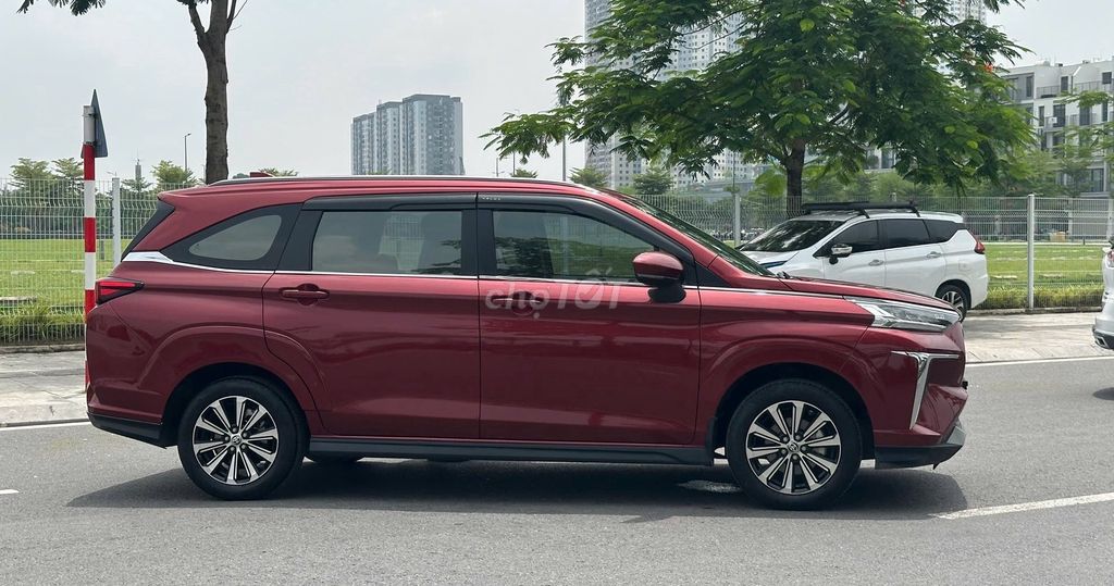 bán Toyota Veloz Cross 2022 màu đỏ số tự động. Mua bán Ô tô tại Quận Gò Vấp Tp Hồ Chí Minh được đăng bởi Xuân Trường hình 3