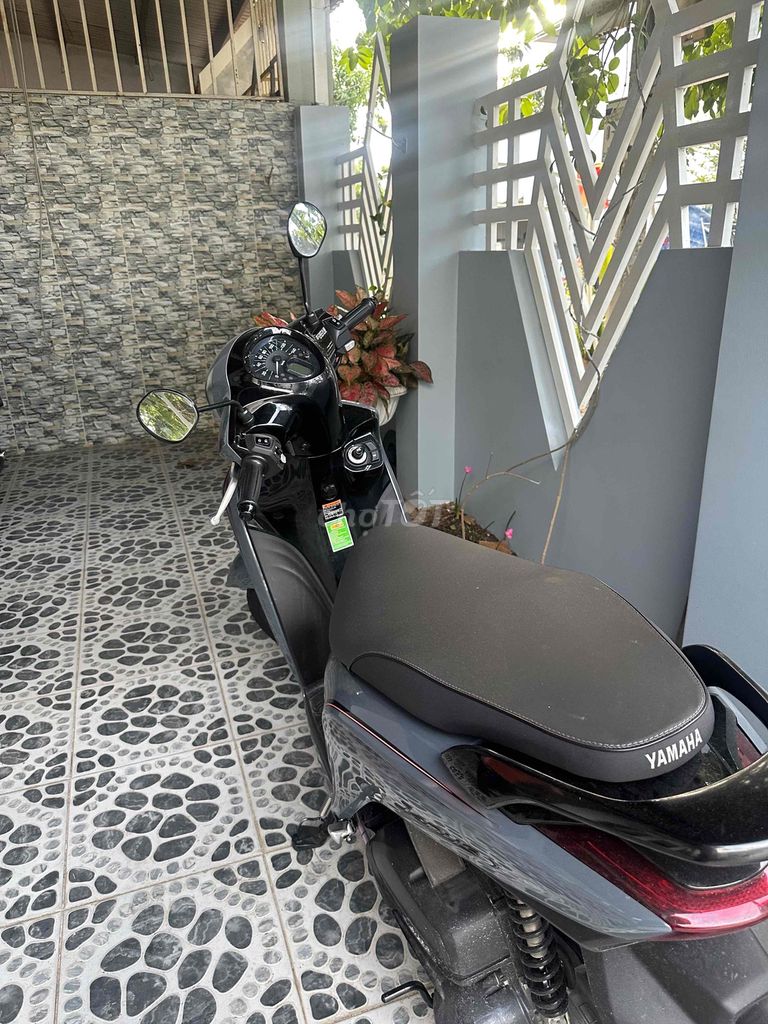 Yamaha Janus 2026 Серый