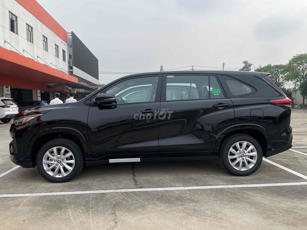 Toyota Innova Cross 2.0V-Giá tốt-Giao tháng 12. Mua bán Ô tô tại Huyện Bình Chánh Tp Hồ Chí Minh được đăng bởi PHƯỚC LỚN TOYOTA hình 4