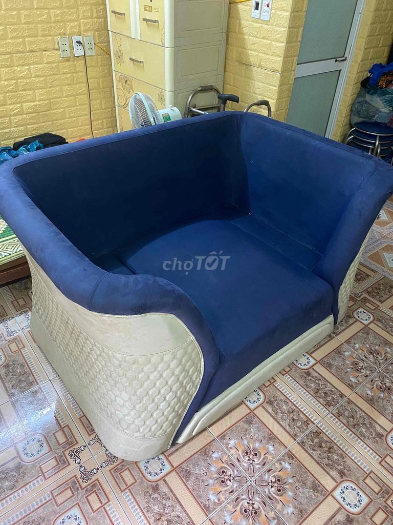 Ghế sofa. Mua bán Bàn ghế tại Quận Lê Chân Hải Phòng được đăng bởi Chí Hoàng hình 1