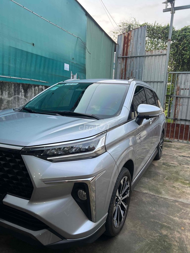 Toyota Veloz 2025 Top 20764 km Bạc. Mua bán Ô tô tại Thành phố Thủ Dầu Một Bình Dương được đăng bởi AUTO HUY HOÀNG HIỆP hình 1