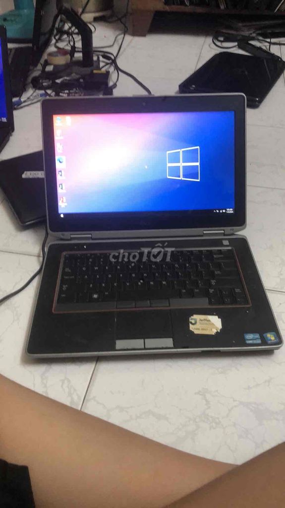 laptop dell i7-2620m Ram8gb hdd500gb còn zin 100%