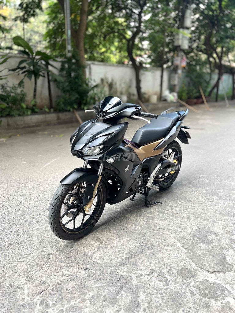 Xe Máy Anh Thao Winner V3 150abs màu đen. Mua bán Xe máy tại Quận Cầu Giấy Hà Nội được đăng bởi shop xe may cũ anh thao hình 3