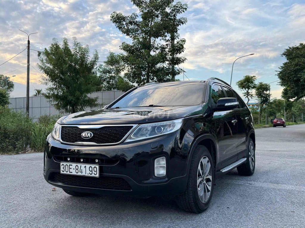 Kia Sorento 2017 2WD 2.2 DATH - 102000 km. Mua bán Ô tô tại Huyện Gia Lộc Hải Dương được đăng bởi Nhất Tín Ô Tô Hải Dương hình 2
