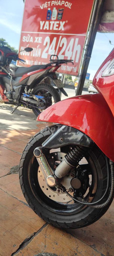 Vespa LX 150 máy zin êm ru, đẹp như mới. Mua bán Xe máy tại Huyện Cái Bè Tiền Giang được đăng bởi Cái Bè Tiền Giang  hình 6