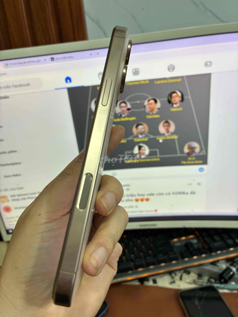 iphone 16promax 256g gold zin keng lock linew. Mua bán Điện thoại tại Quận Lê Chân Hải Phòng được đăng bởi hoang anh hình 1