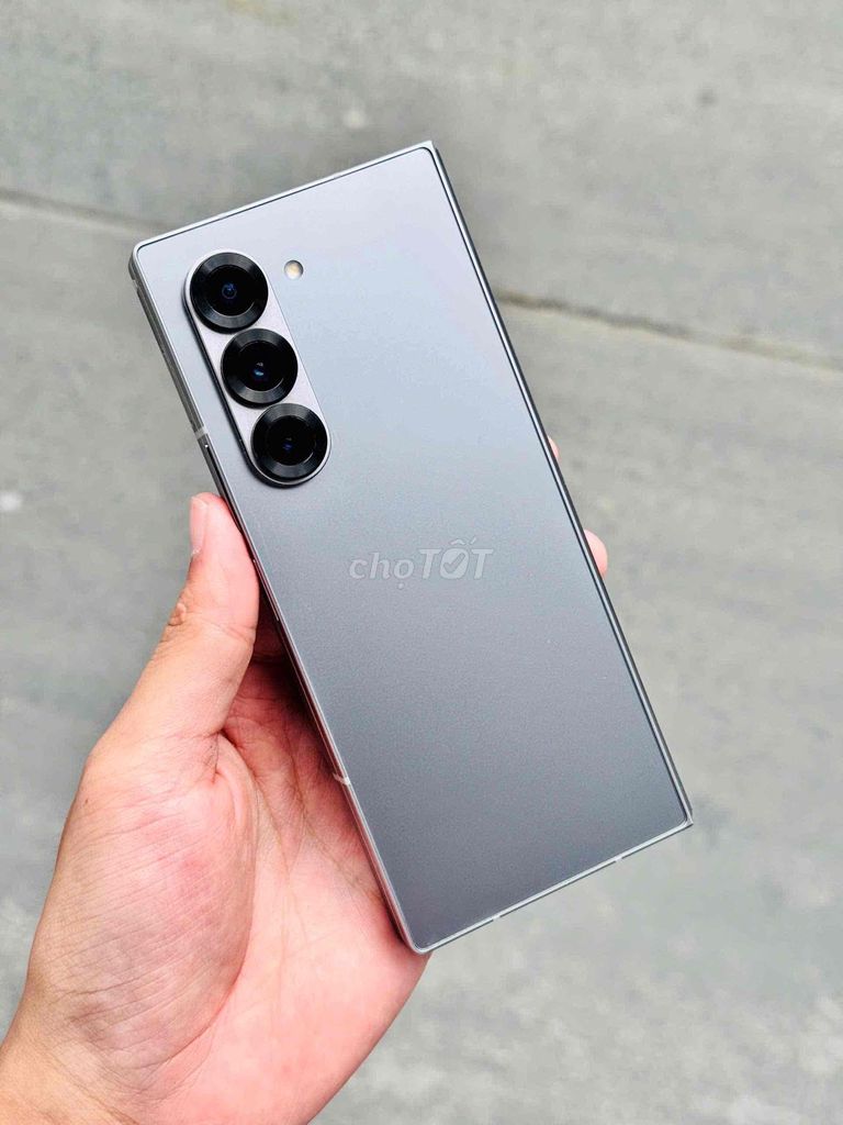 Samsung Z Fold6 Xám 512GB SSVN Like New 99%. Mua bán Điện thoại tại Quận 10 Tp Hồ Chí Minh được đăng bởi Trần Như Ngọc hình 1