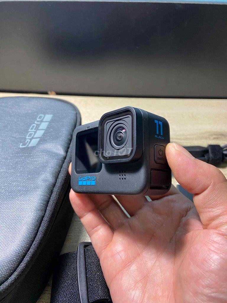 Máy quay GoPro Hero 11 Black Đã qua sử dụng. Mua bán Máy ảnh, Máy quay tại Quận Đống Đa Hà Nội được đăng bởi Sơn Nguyễn hình 1