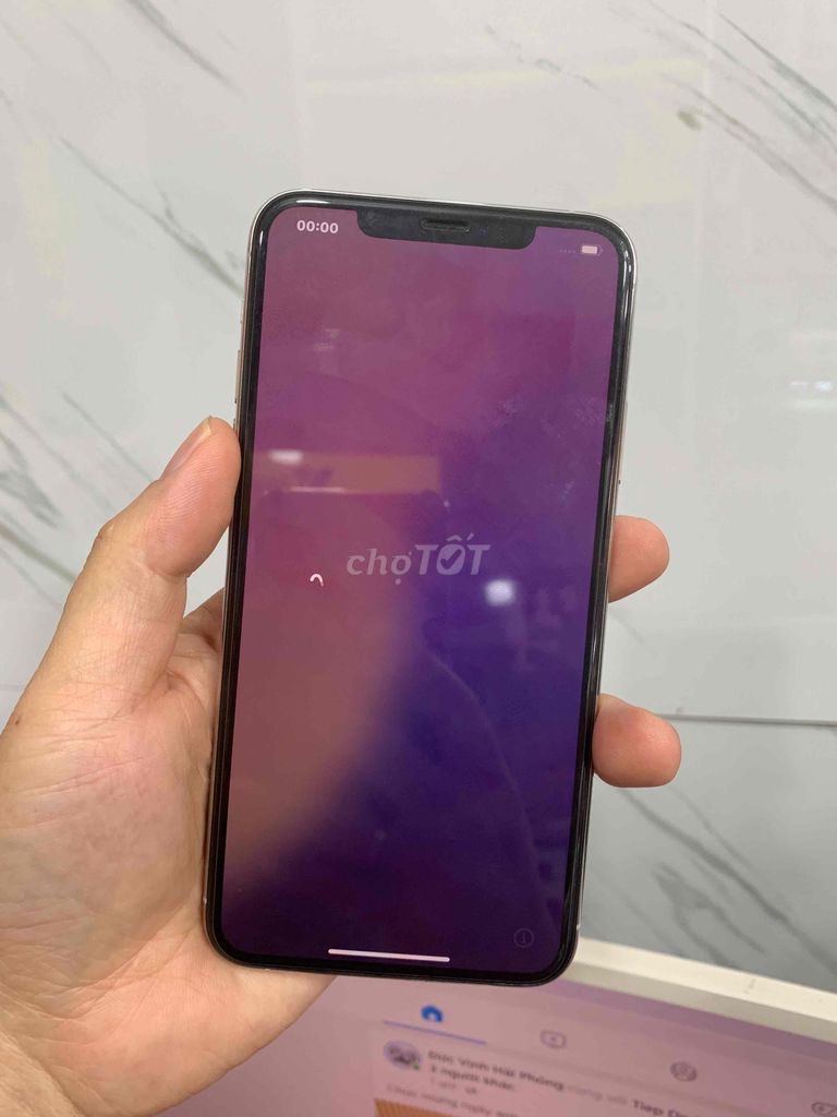 iphone 11promax 64g lock zin keng áp 99%