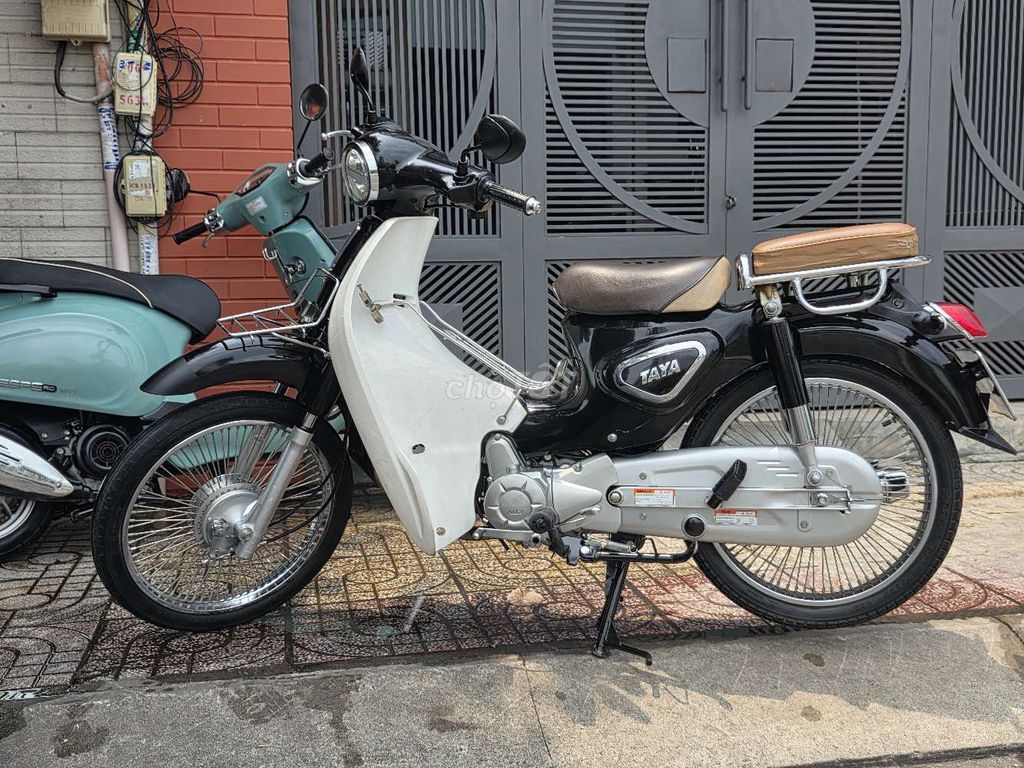 Cup 50cc Ally TaYa 2023 черный, госномер Хошимина, состояние 90%