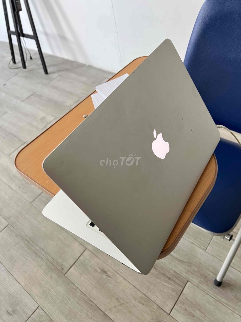 Apple MacBook Air 2014 4GB/251GB Xám. Mua bán Laptop tại Huyện Long Điền Bà Rịa - Vũng Tàu được đăng bởi Anh Og hình 1