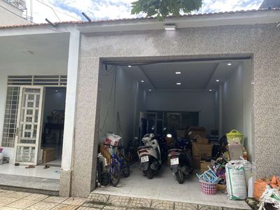 Townhouse 288 m² · 1 bed · Đường Quách Điêu