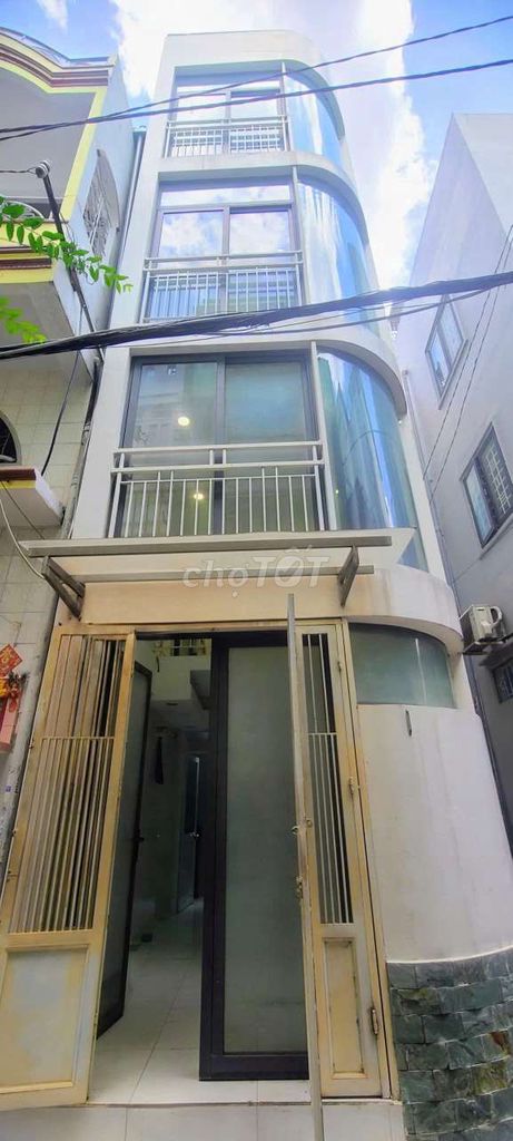 NHÀ 3 PHÒNG HẺM 5M HUỲNH MẪN ĐẠT