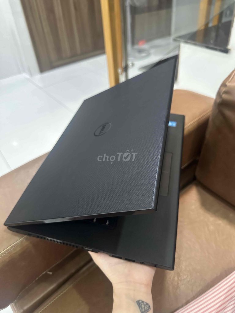 Em không xài tới nên bán laptop dell zin mới 95%. Mua bán Laptop tại Thành phố Dĩ An Bình Dương được đăng bởi Bo Boo hình 1